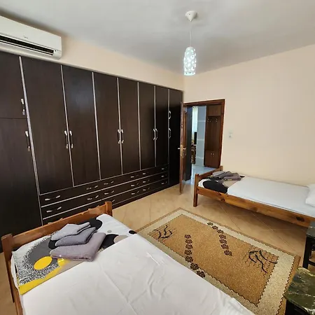 Grace Center * Tiran