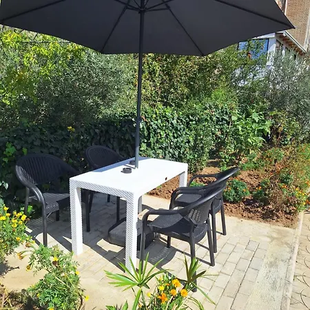 Grace Center דירה